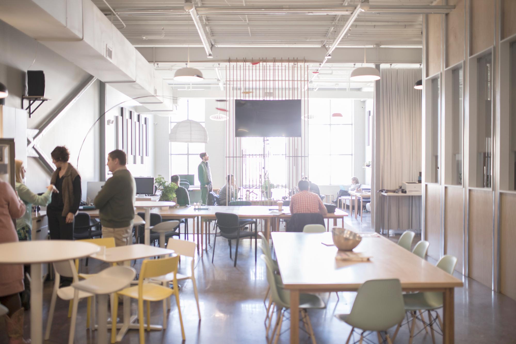 5-Questions-to-Ask-Before-Joining-a-Coworking-Space
